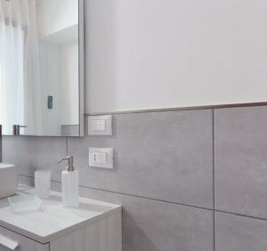 square trims
